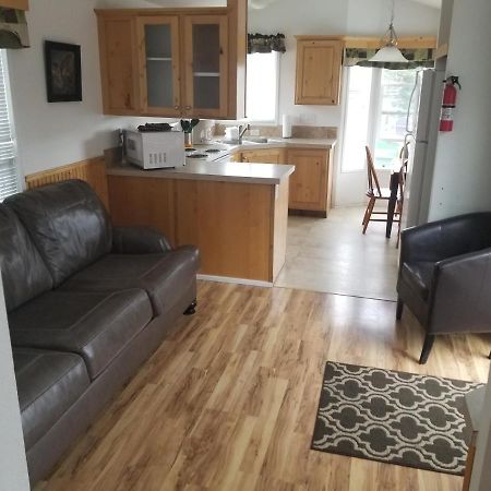 Paradise Cove Rv Resort & Marina Wheeler 外观 照片