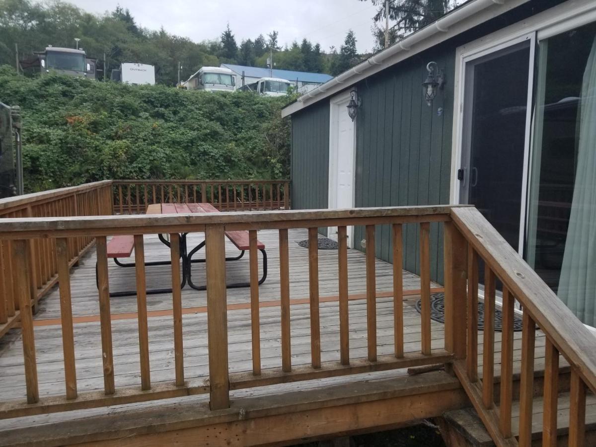 Paradise Cove Rv Resort & Marina Wheeler 外观 照片